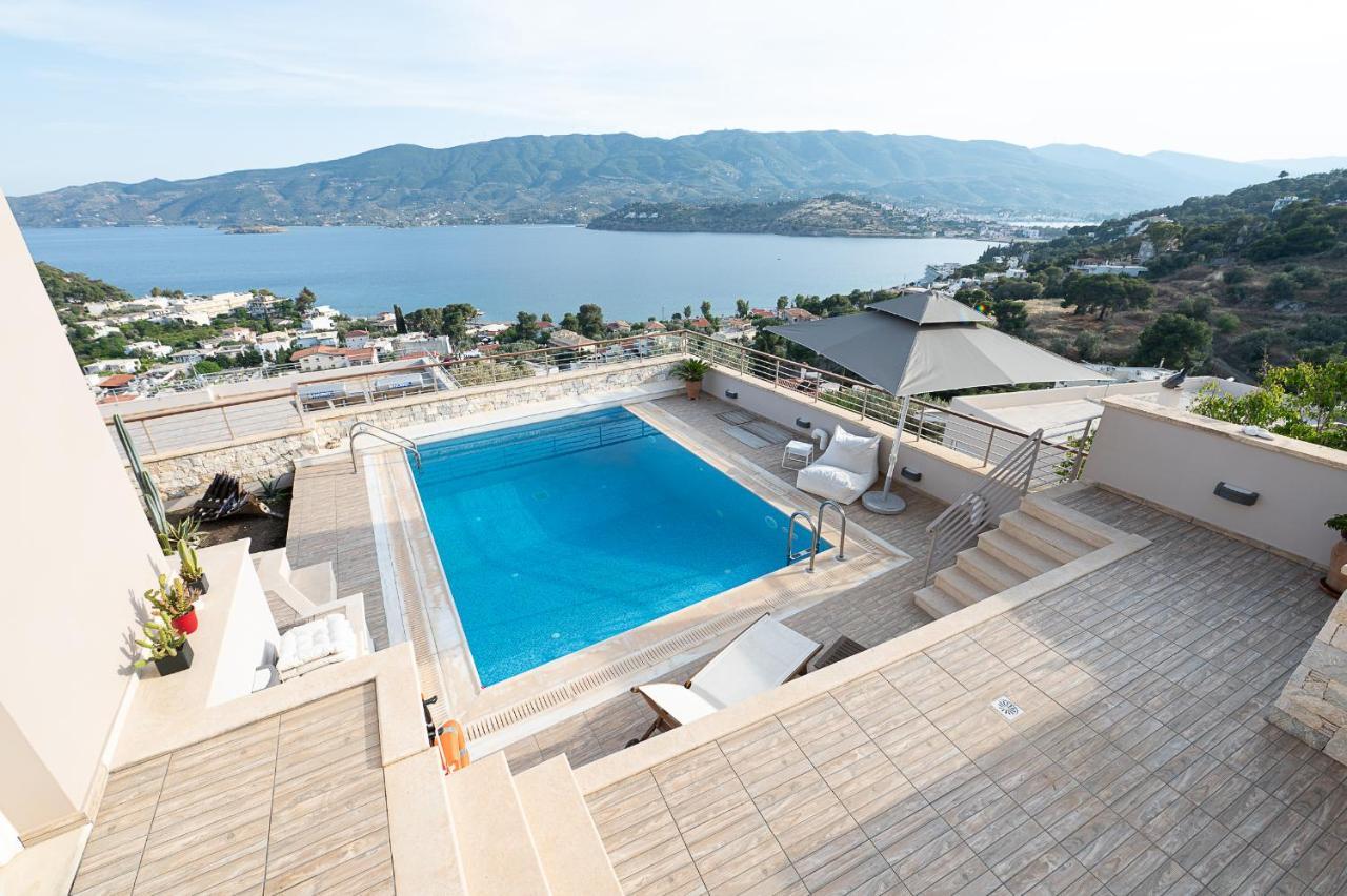 Poros Town Kalavria Luxury Suites, Afroditi Suite With Magnificent Sea View And Private Swimming Pool. المظهر الخارجي الصورة