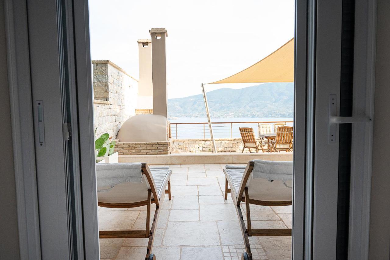 Poros Town Kalavria Luxury Suites, Afroditi Suite With Magnificent Sea View And Private Swimming Pool. المظهر الخارجي الصورة